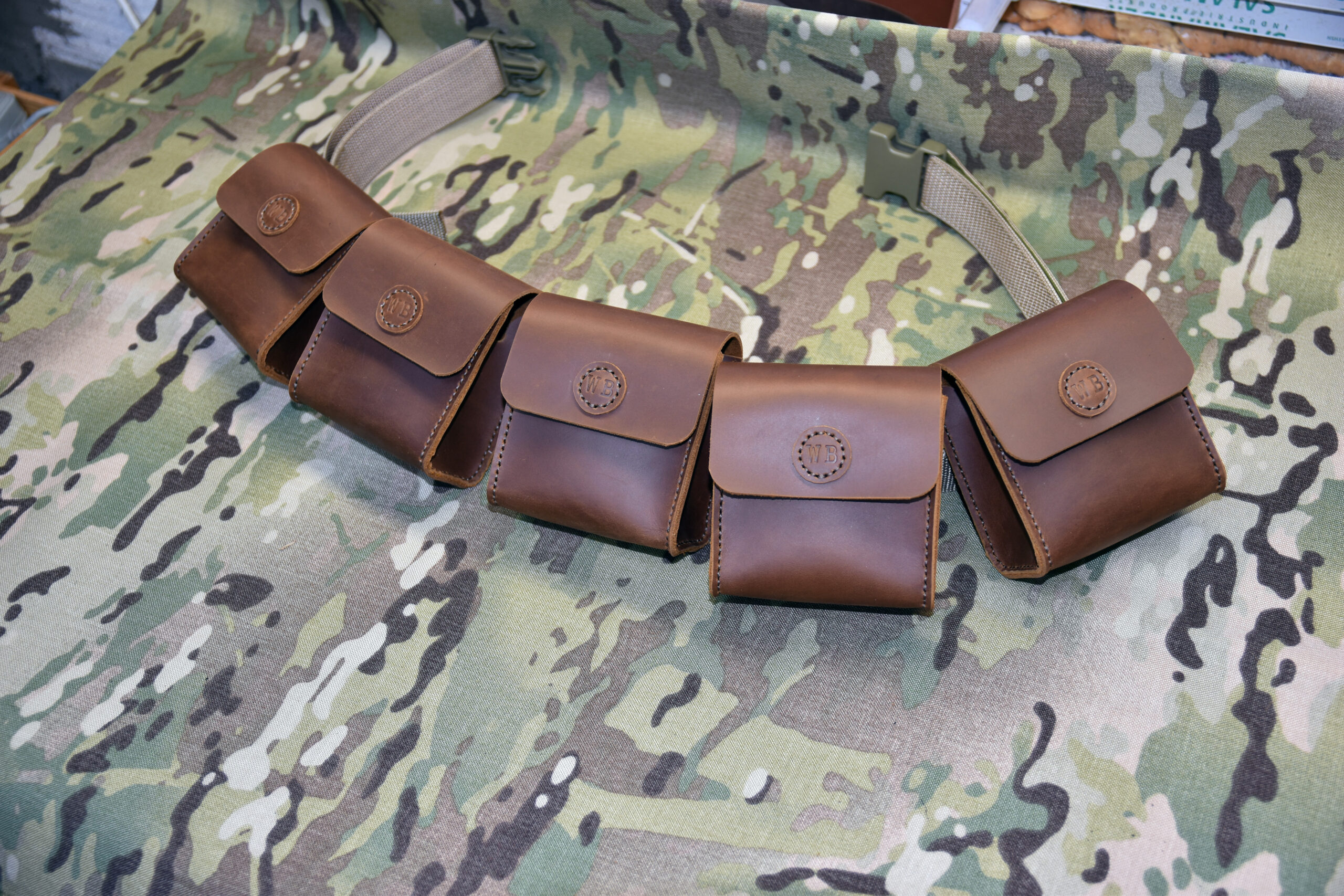 Multi-purpose Hunters pouch with belts loop - Wild Wild Dill